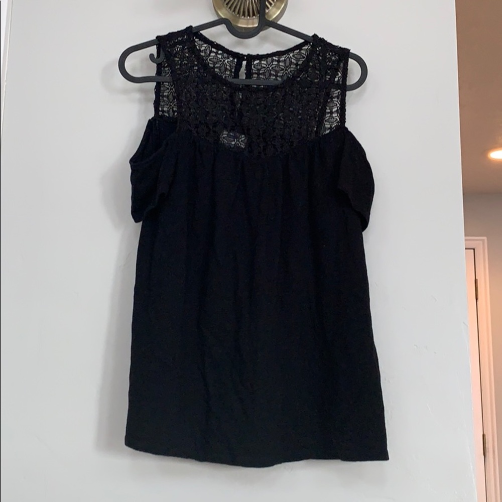 old navy black shirt